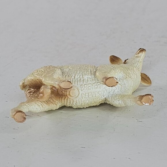 Breyer Reeves Miniature Sheep Figure Collectible Toy Farm Animal - Picture 6 of 7